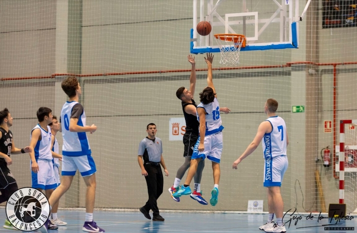 El CSB masculino sigue creciendo y suma su segunda victoria del curso 