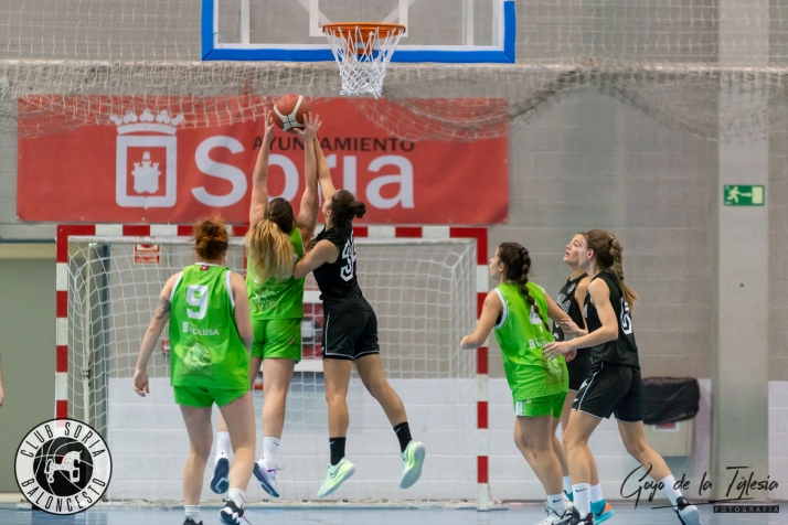 El CSB femenino pone contra las cuerdas al Hijolusa de León (48-61)