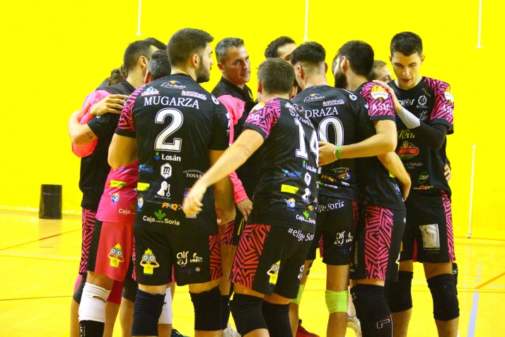 El Sporting Santo Domingo sabe sufrir para sumar un nuevo triunfo