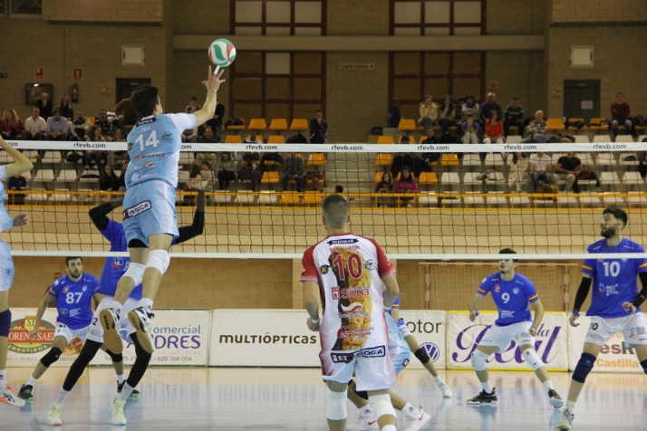 El Río Duero no puede con un Melilla muy acertado en los momentos claves (1-3)