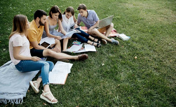 Las becas Erasmus Plus del Ayuntamiento permitirán a 27 alumnos realizar sus prácticas FP en Europa