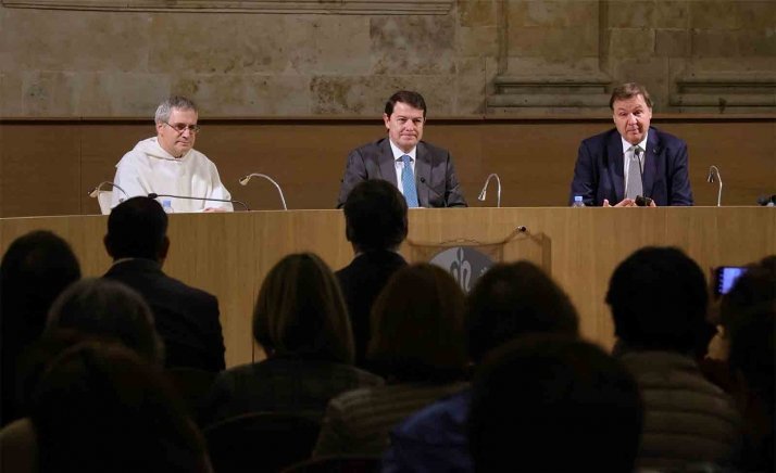 Mañueco reclama diálogo para llegar a pactos en sanidad, despoblación y financiación autonómica