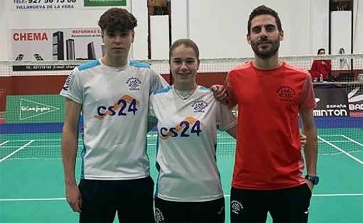 Barrios y Corchón del CBS, al Nacional Sub-17 de bádminton
