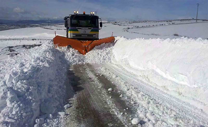 La Junta subvenciona con 240.000 M€ a la Diputación para afrontar las próximas cuatro campañas de vialidad invernal