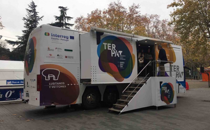 El autobús TERPAT recorrerá durante 20 días distintas localidades mostrando el patrimonio cultural de Castilla y León