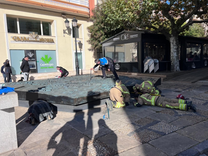 ¿Qué buscan los policías locales y los bomberos de Soria?