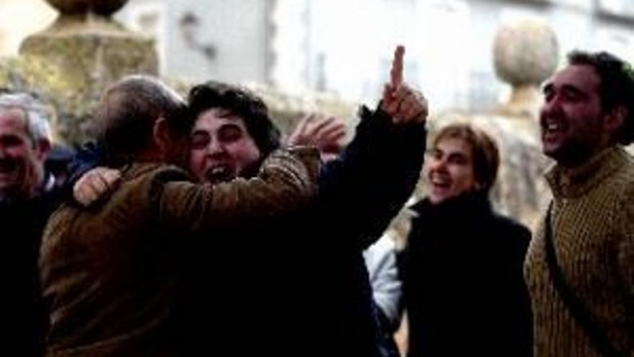 Celebración por el premio del Gordo en Berlanga. /El Periódico de Aragón