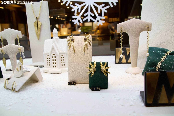 ¿Qué tendencias se van a llevar en Soria en 2023? Pendientes trepadores, oro o brazaletes 