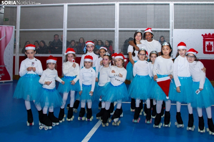 Fotos: El Patín Soria celebra la Navidad más exótica en la capital con sirenas, piratas, elfos o personajes de Frozen