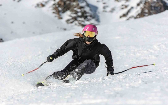 El TSJCyL mantiene la cautelar que permite a la estación de esquí de Navacerrada el uso de un arroyo para la fabricación de nieve 
