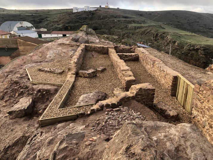 Las excavaciones en el castillo de Borobia descubren una edificación de servicios