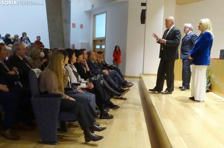 Carnero, a los funcionarios de la Junta en Soria: Debéis sentiros orgullosos por vuesto trabajo