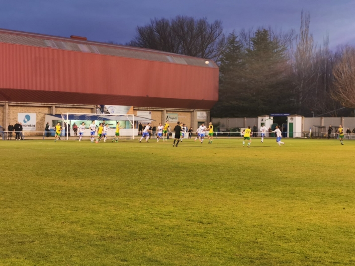 Provechoso fin de semana en la Tercera: victoria del Almazán y remontada del Numancia B