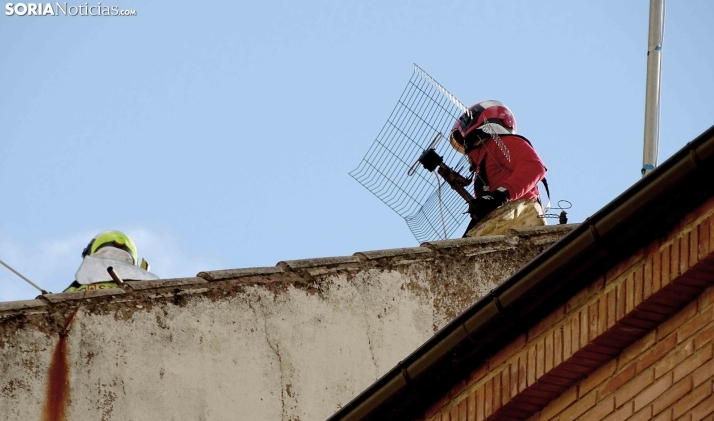 FOTOS | Bomberos interviene en Venerable Carabantes