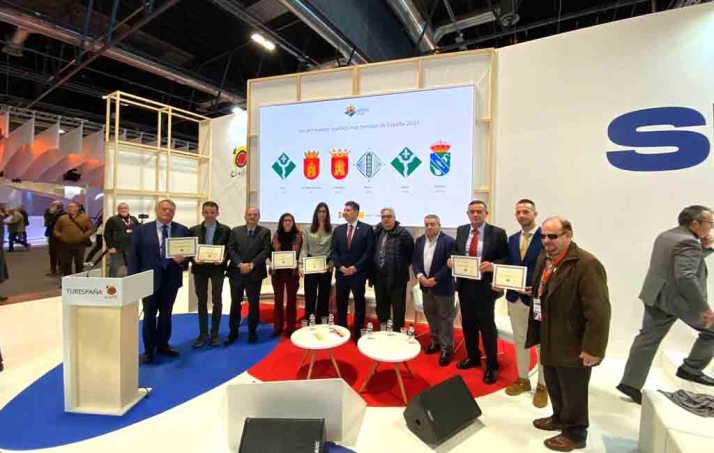El Burgo se acredita en Fitur como uno de los Pueblos más Bonitos de España