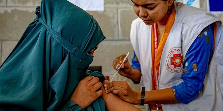 La aceptación de la vacuna contra la COVID-19 aumentó el año pasado a nivel global, según una encuesta en 23 países