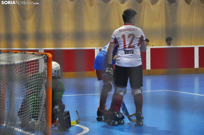 Galería: Un intenso día de hockey patines en el San Andrés