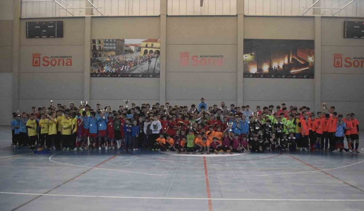 Torneo navideño de fútbol sala en la capital: Clasificaciones y fotos