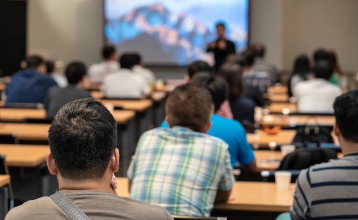 La Fundación Universidades y Enseñanzas Superiores de Castilla y León firma con los representantes laborales su primer convenio colectivo