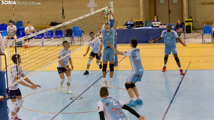 Fotos: El equipo soriano se impone al Boiro
