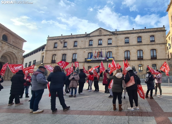 Los trabajadores de la limpieza de Soria decidirán la próxima semana si recurrir o no a una huelga general