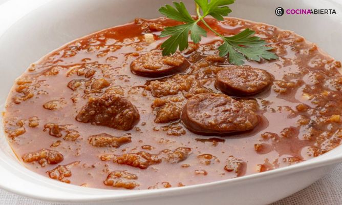 Sopa de chorizo. /hogarmania.com