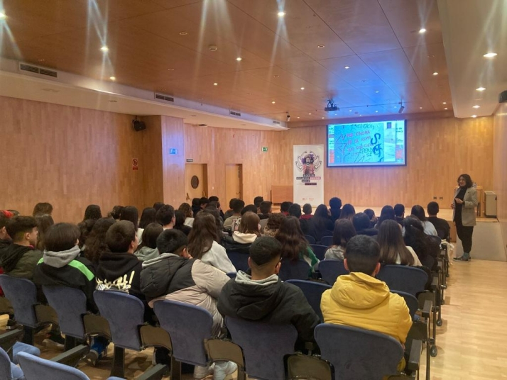 El IES Politécnico participa en el taller ‘Netflixionando’ sobre series populares