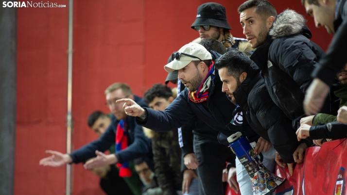 Fotos: Jarro de agua fría en Los Pajaritos con la derrota numantina ante el Calahorra