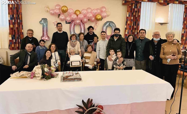 Los cien años de la castilruicense Herminia Jiménez