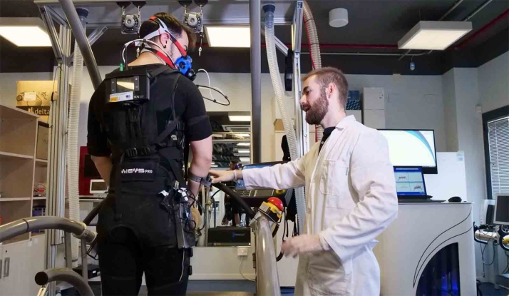 La estimulación eléctrica del cuerpo ayuda a quemar calorías y es una alternativa útil ante la escasez de tiempo para hacer ejercicio