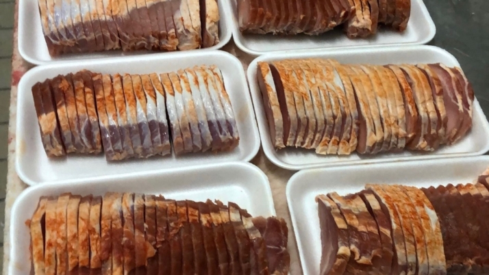 El Jueves Lardero más soriano se traslada a Valencia: 450 torreznos u 80 kg de chorizo de Soria