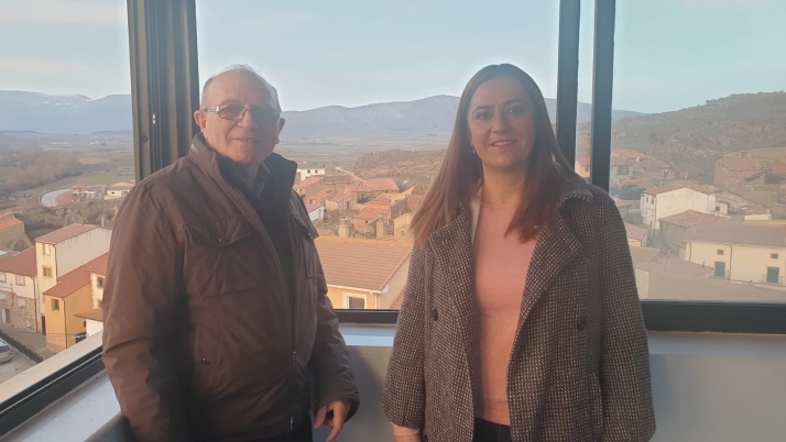 Barcones visita Borobia, anunciando el dictamen favorable para la renovación del alumbrado público