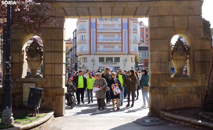 GALERÍA | Un paseo saludable para poner el foco en la discapacidad física