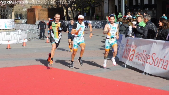 Fotos: Ni la lluvia puede frenar el espectáculo del mejor duatlón nacional en Soria