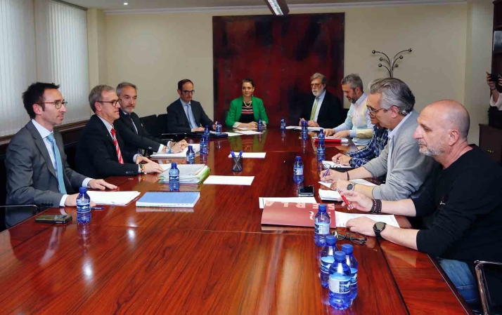 La Consejería de Empleo anuncia un plan de viabilidad para el SERLA