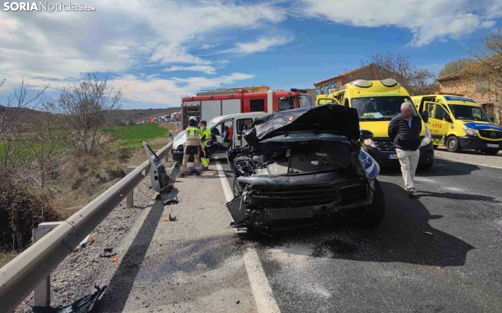 AMPLIACIÓN | Un fallecido y una herida por una colisión frontal entre dos vehículos en Ágreda