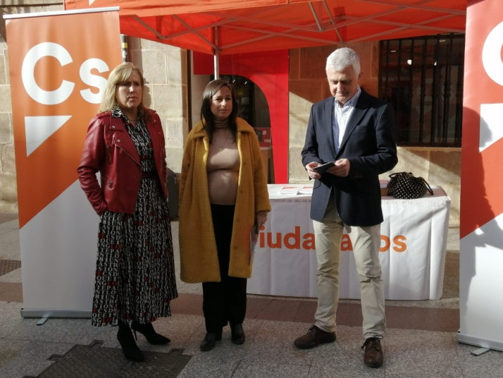 José Luis Alonso: Tenemos un casco viejo que da mucha pena y una ciudad sucia que no se puede presentar al turismo