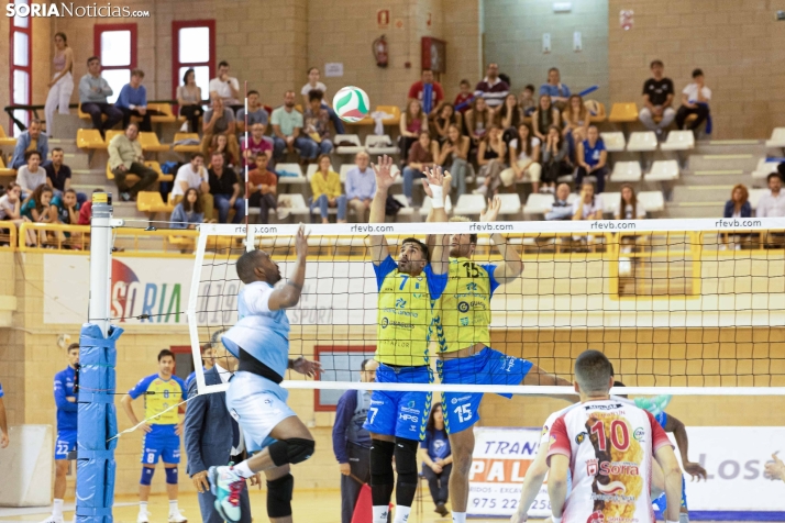 Fotos: Derrota del Río Duero en casa en el primer partido de la final de la Superliga
