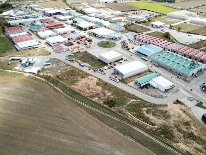 Luz verde a la instalación de Distribuciones Biocientíficas en Almazán: 3,2 millones de inversión y nave de 1.200 metros