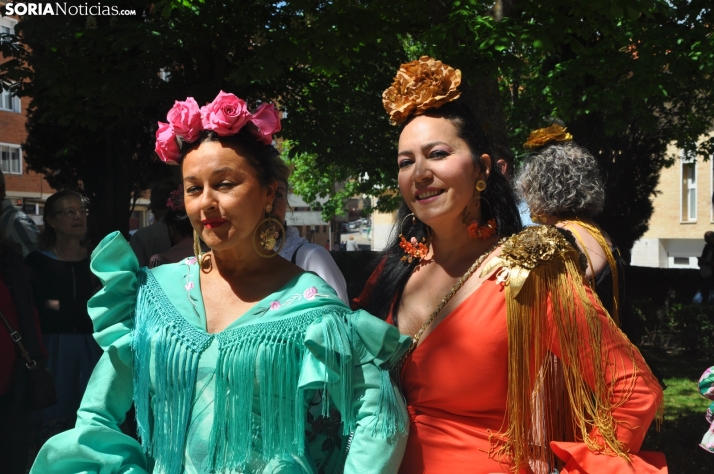 Galería: Mucho arte y banda sonora en la misa rociera de la Feria de Abril