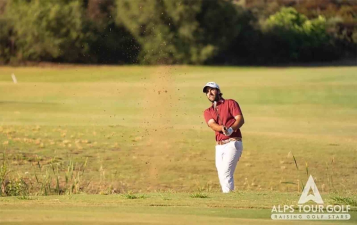 El golfista soriano Daniel Berná, tercero en el Circuito de Profesionales de Madrid