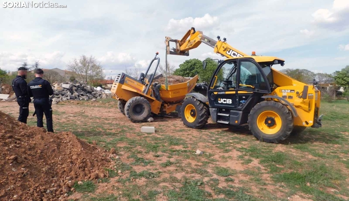 Herido un operario tras quedar atrapado bajo su máquina en Soria