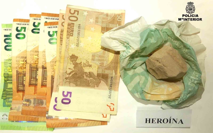 Detenido tras intentar desprenderse de una bolsa con heroína en Soria