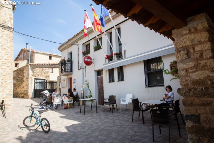 ¿Cuál es la solución a la desaparición de los bares en los pueblos pequeños?