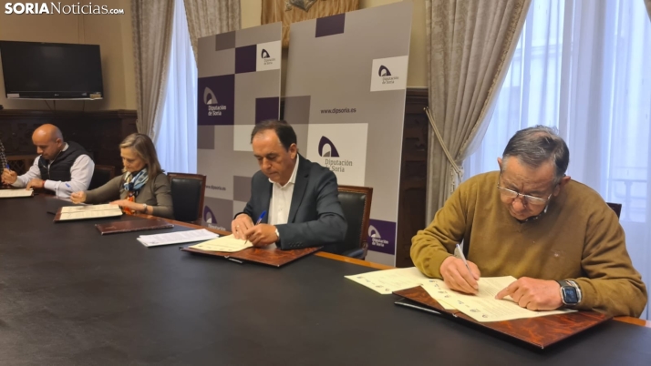 Diputación renueva el convenio con los Grupos de Acción Local