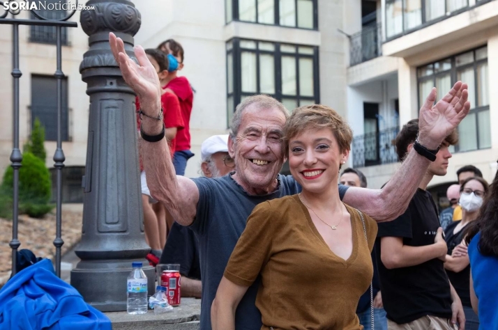 Sánchez Dragó, amplio anecdotario de un polemista, autor de renombre y persona sencilla