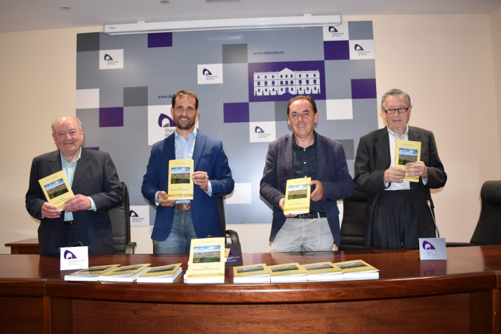 La Diputación edita un nuevo libre de la colección Paisajes, Lugares y Gentes de José María Aceña