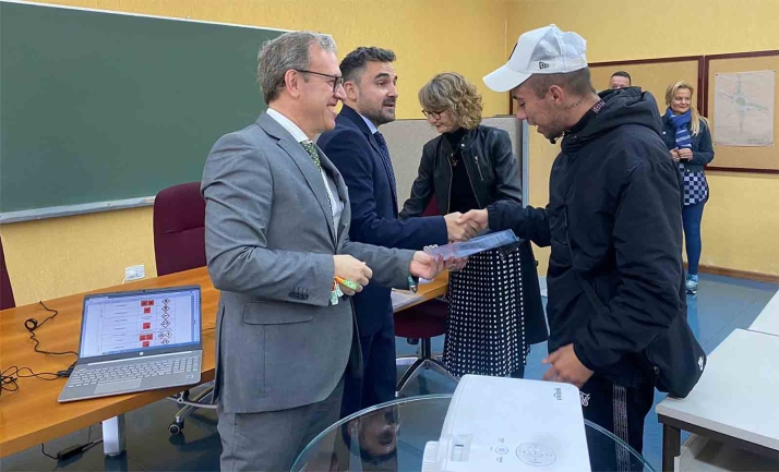La Consejería de Industria certifica a 40 alumnos de los Programas Mixtos en prevención de riesgos laborales