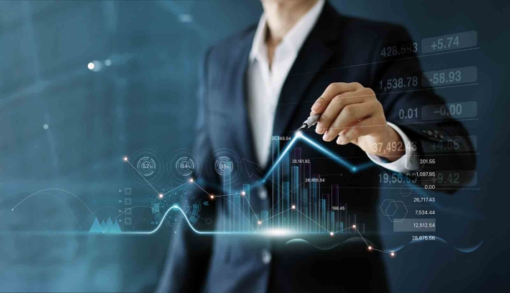 Caja Rural continúa con sus conferencias, esta vez sobre educación financiera