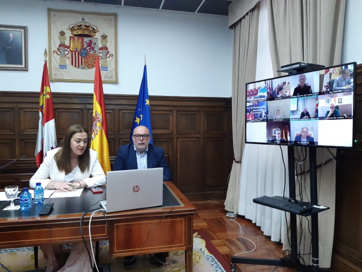 Las primeras incidencias del 28M en Castilla y León: cerrajeros de emergencia, papeletas marcadas y suplentes de más